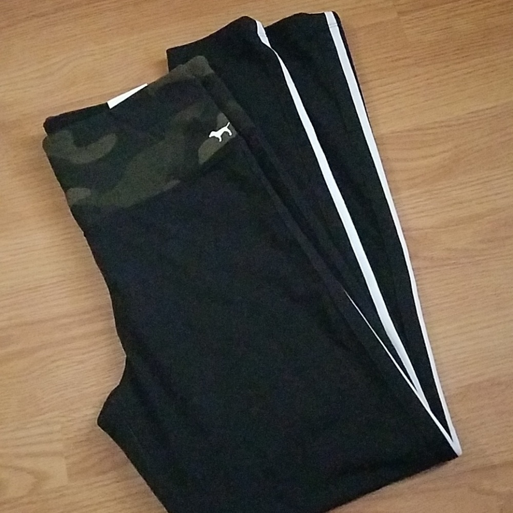 Camo pink leggings